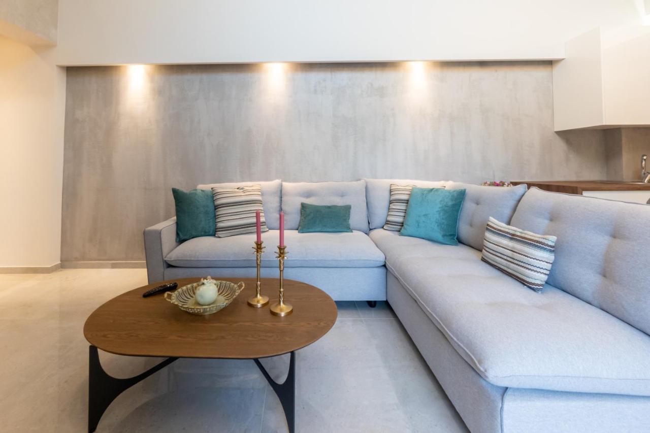 3 Doors Villas Nea Iraklitsa 外观 照片