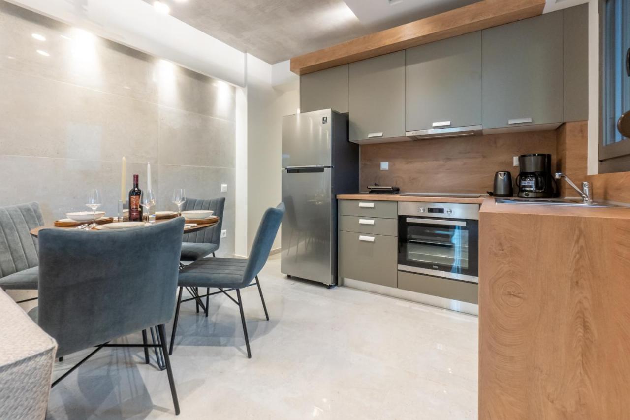 3 Doors Villas Nea Iraklitsa 外观 照片